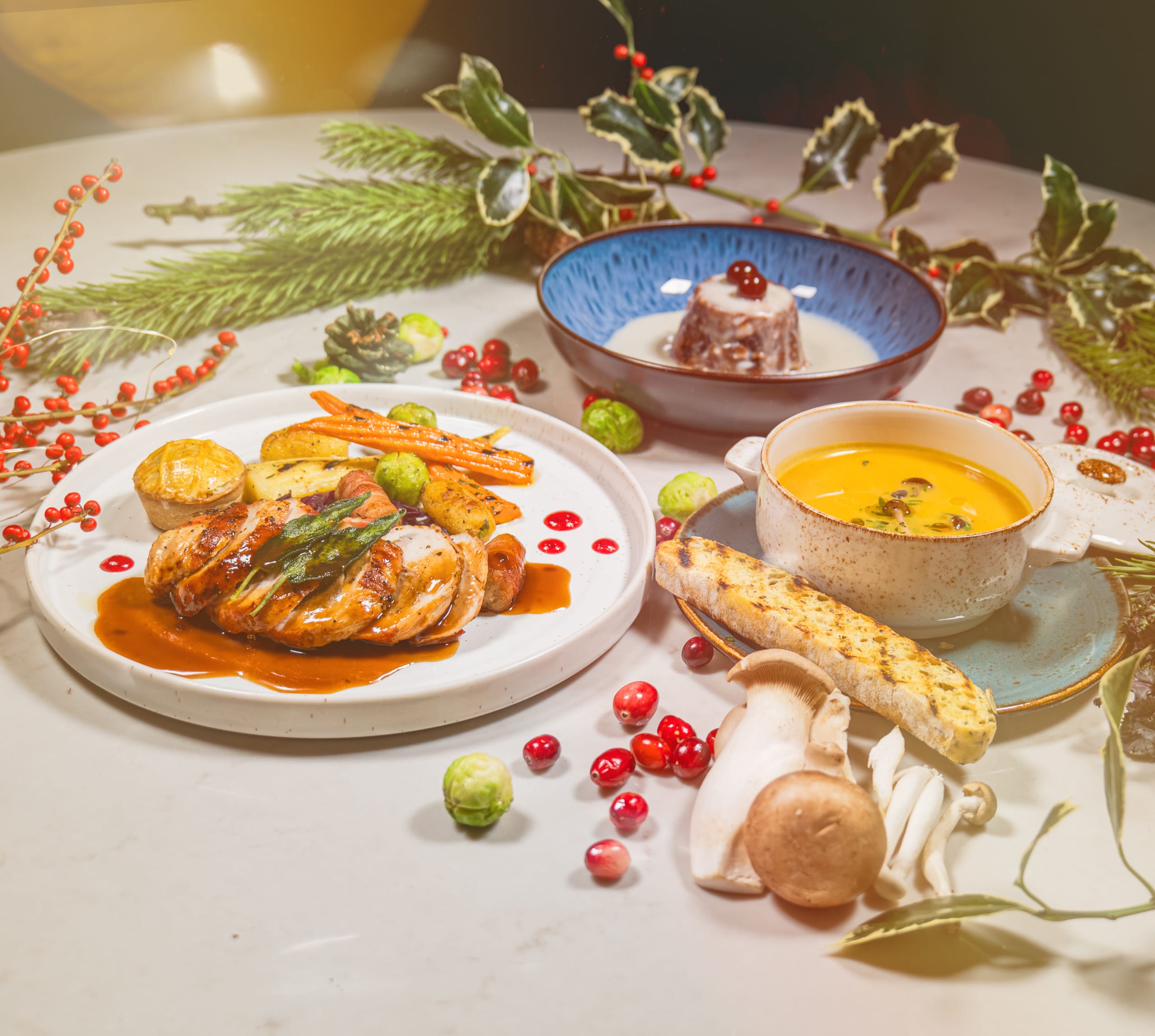Manrm Festive Menu Close Side Angle