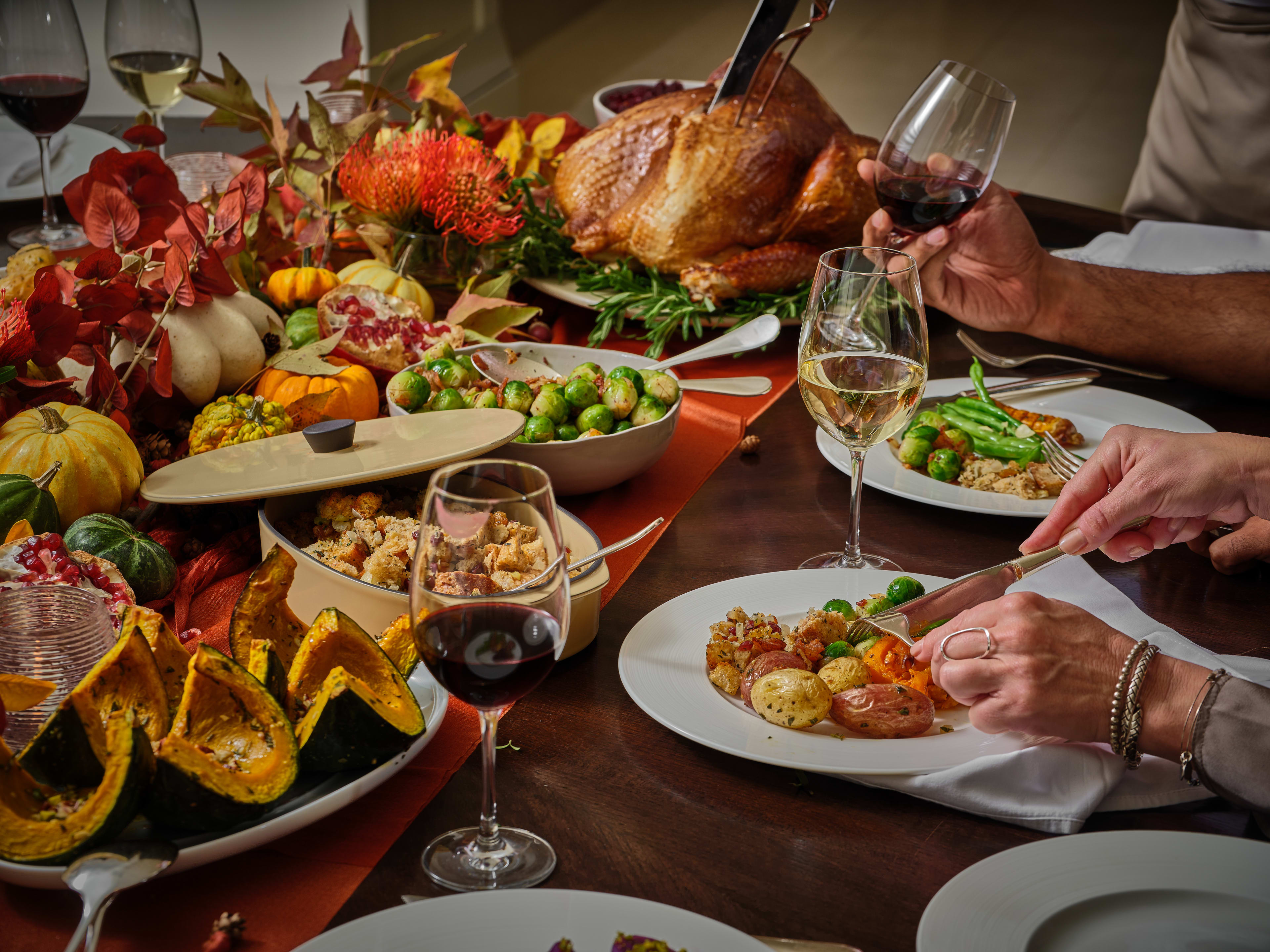 Global P1557 Thanksgiving Dinner Plate