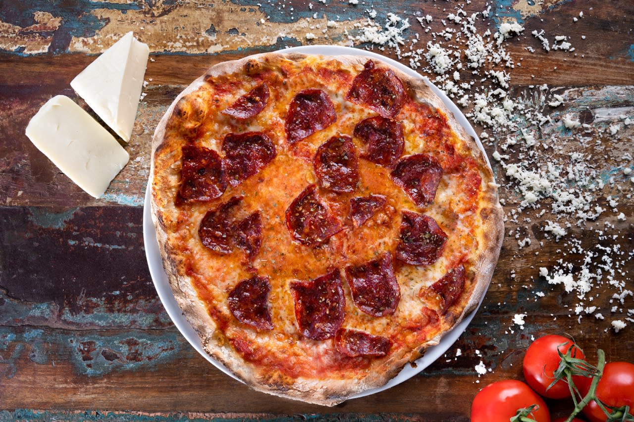 Grand Hyatt Doha P537 Rocca Meatlover Pizza Large