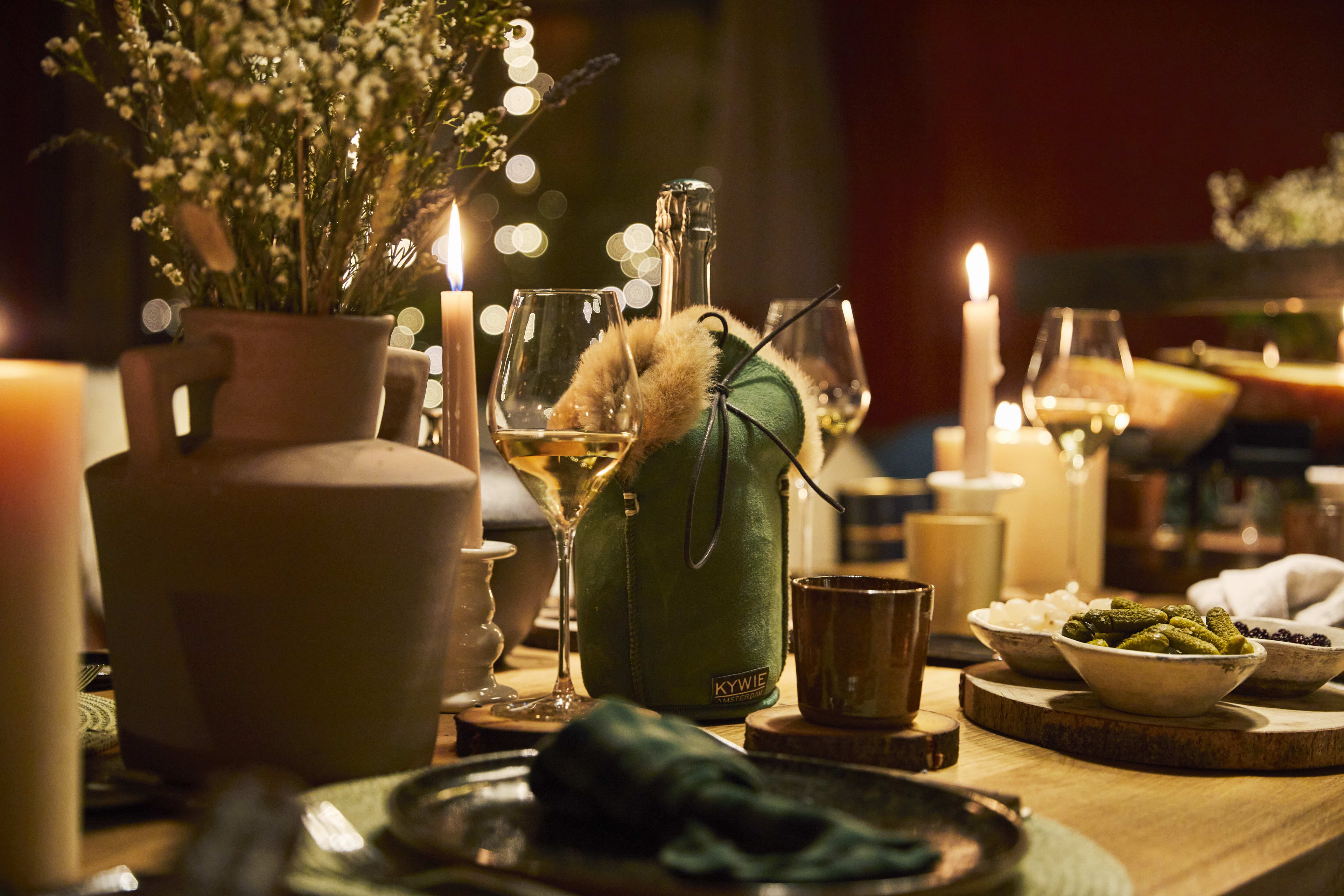 Parph P1710 Chalet Wine Focus