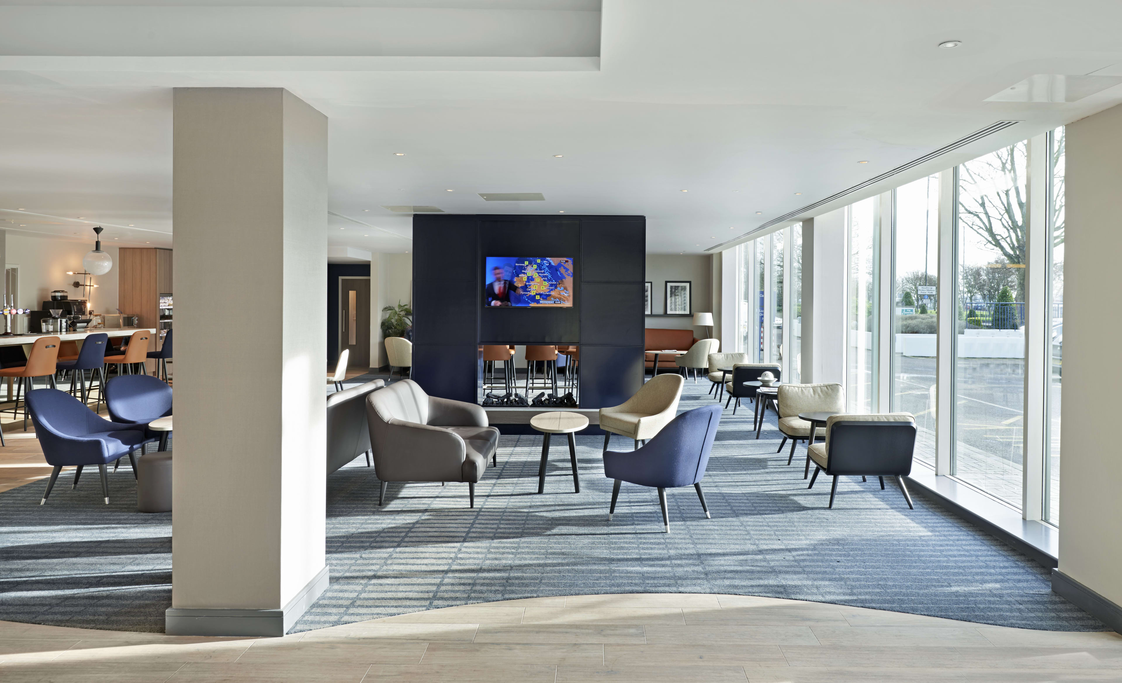 Hyatt Place London Heathrow Airport P035 Interior Gallery Entrance