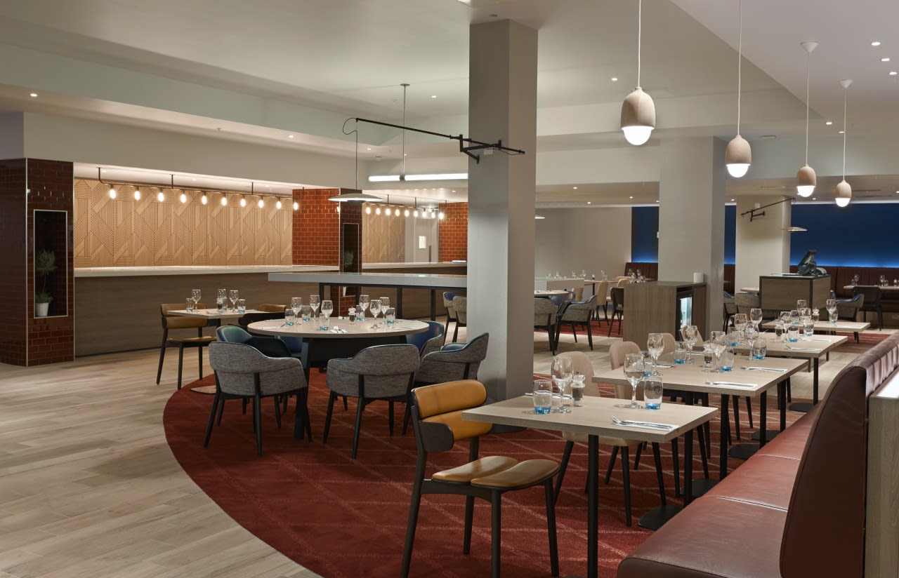 Hyatt Place London Heathrow Airport P030 Interior Gallery Cafe Restaurant 1280x1280