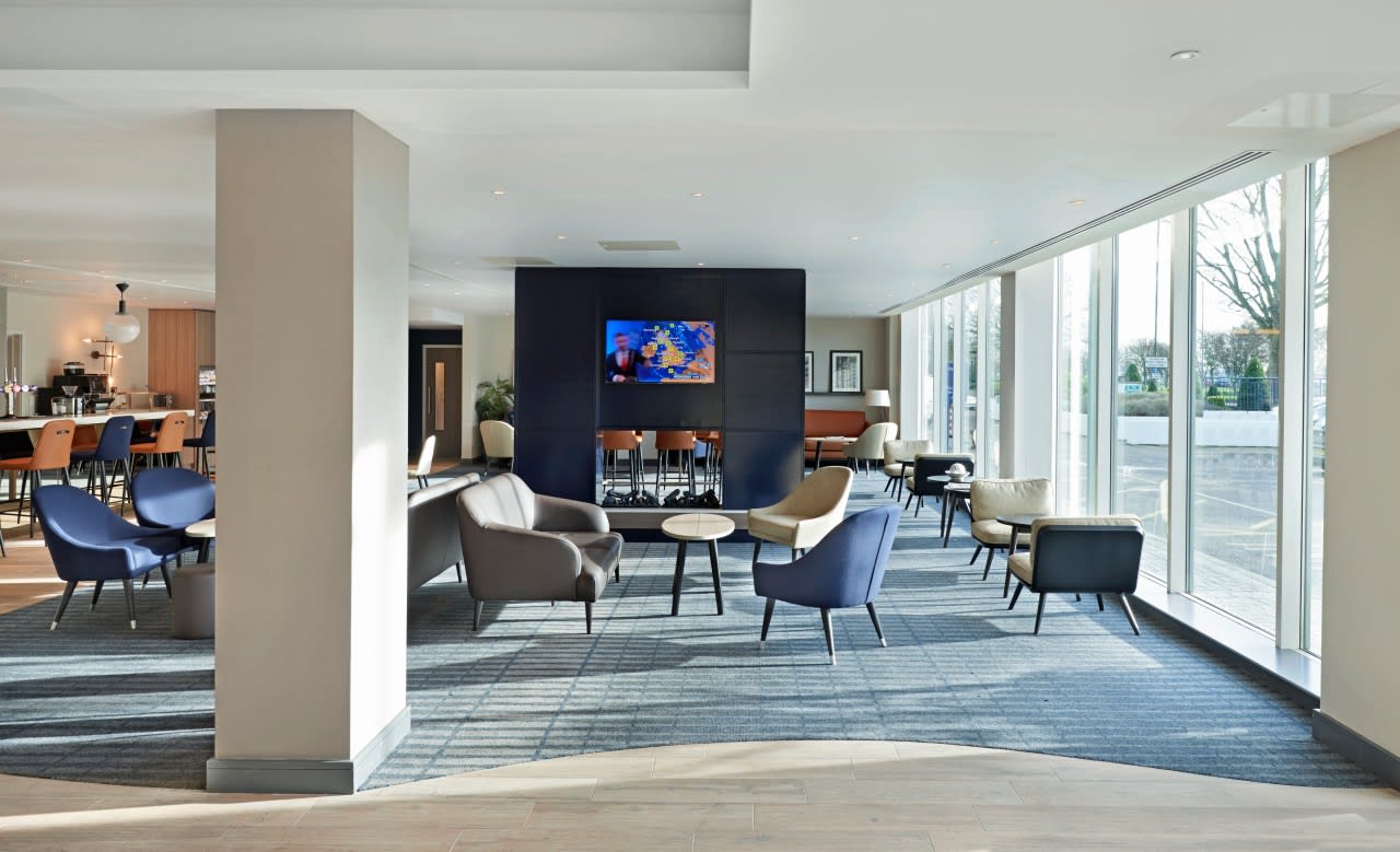 Hyatt Place London Heathrow Airport P035 Interior Gallery Entrance 1280x1280
