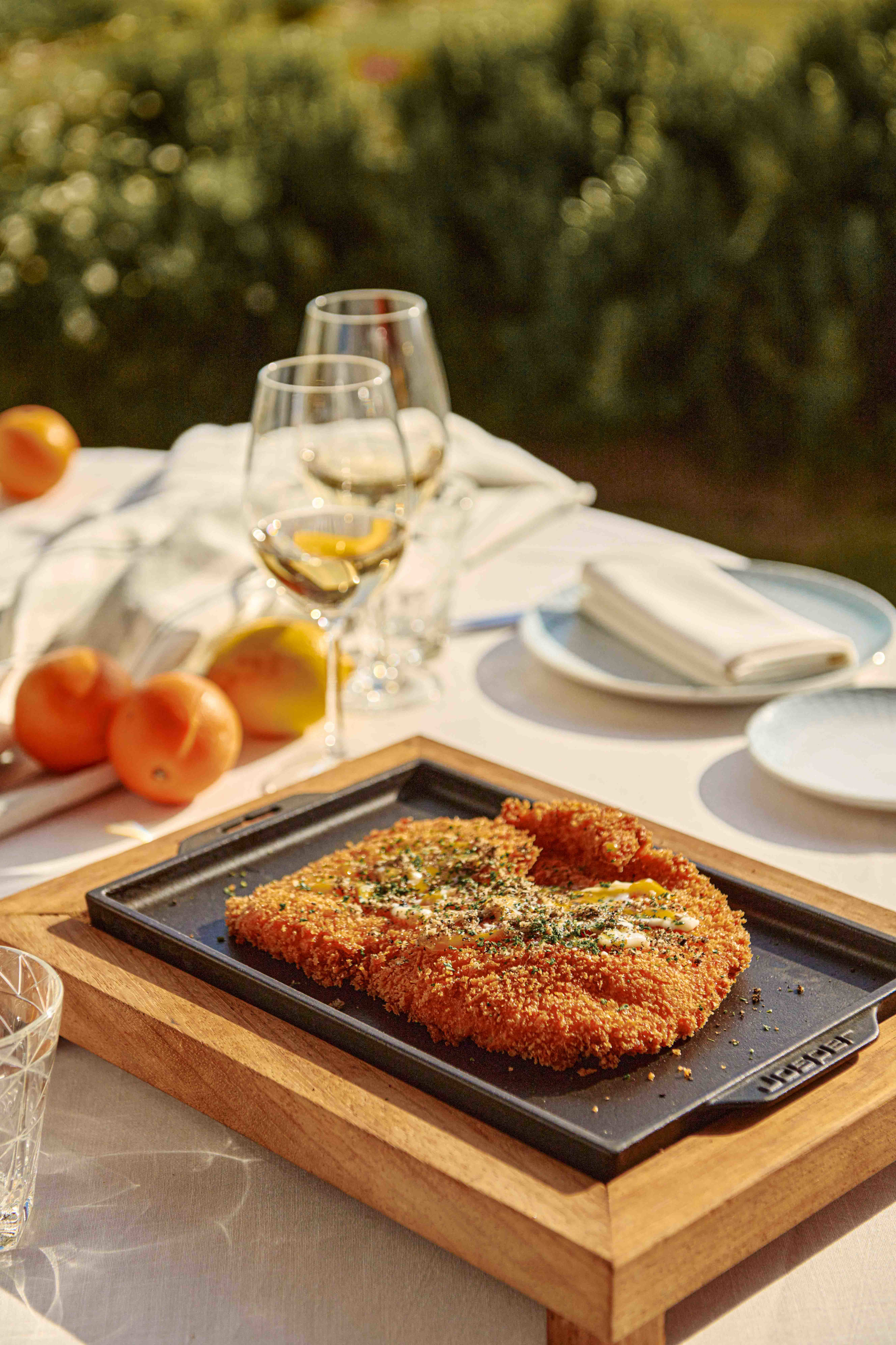 Milanesa De Pollo Con Huevo Y Trufa Con Pure De Patatas Tradicional (7)