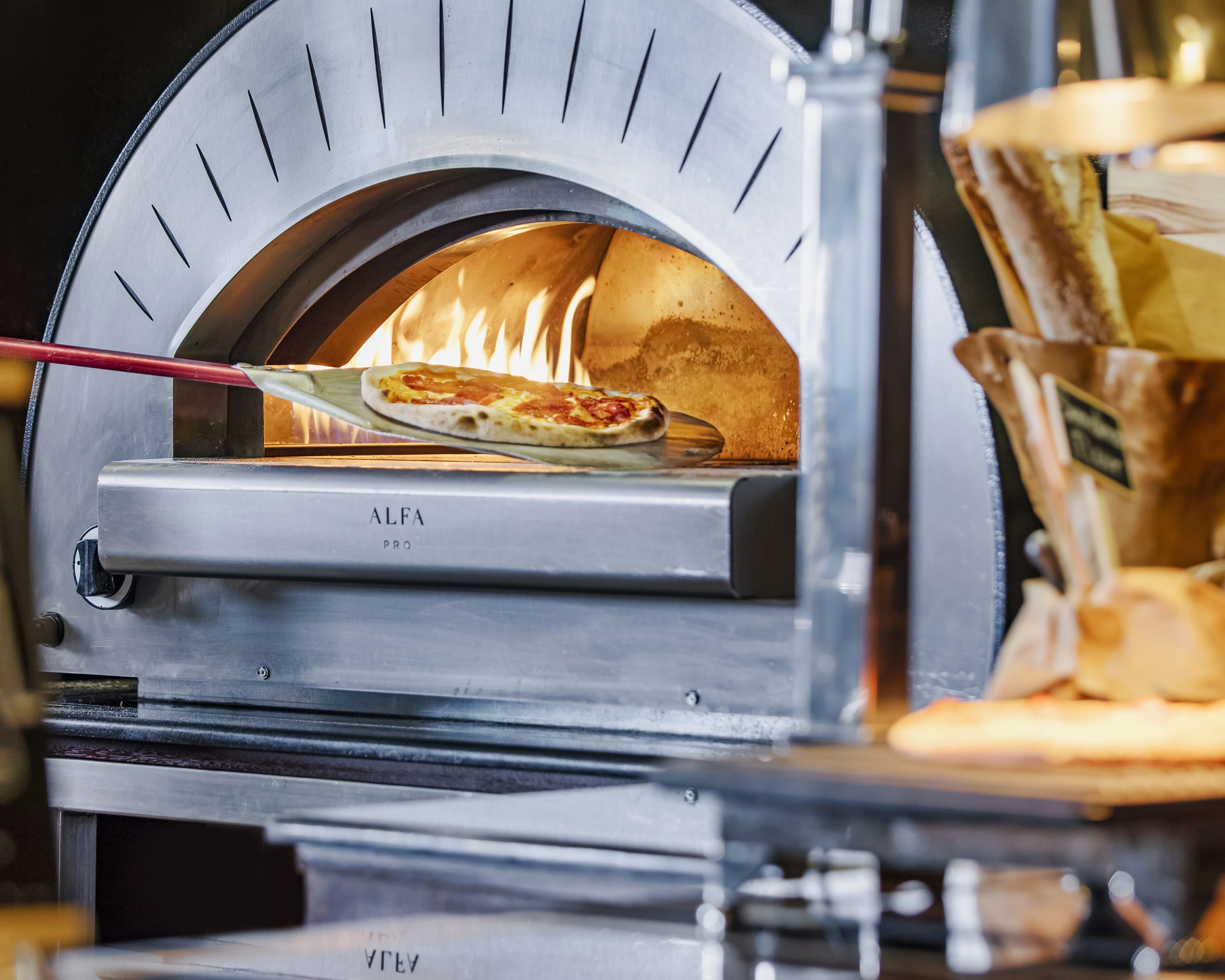 Dohrd P0095 Choices Pizza Live Station Bread