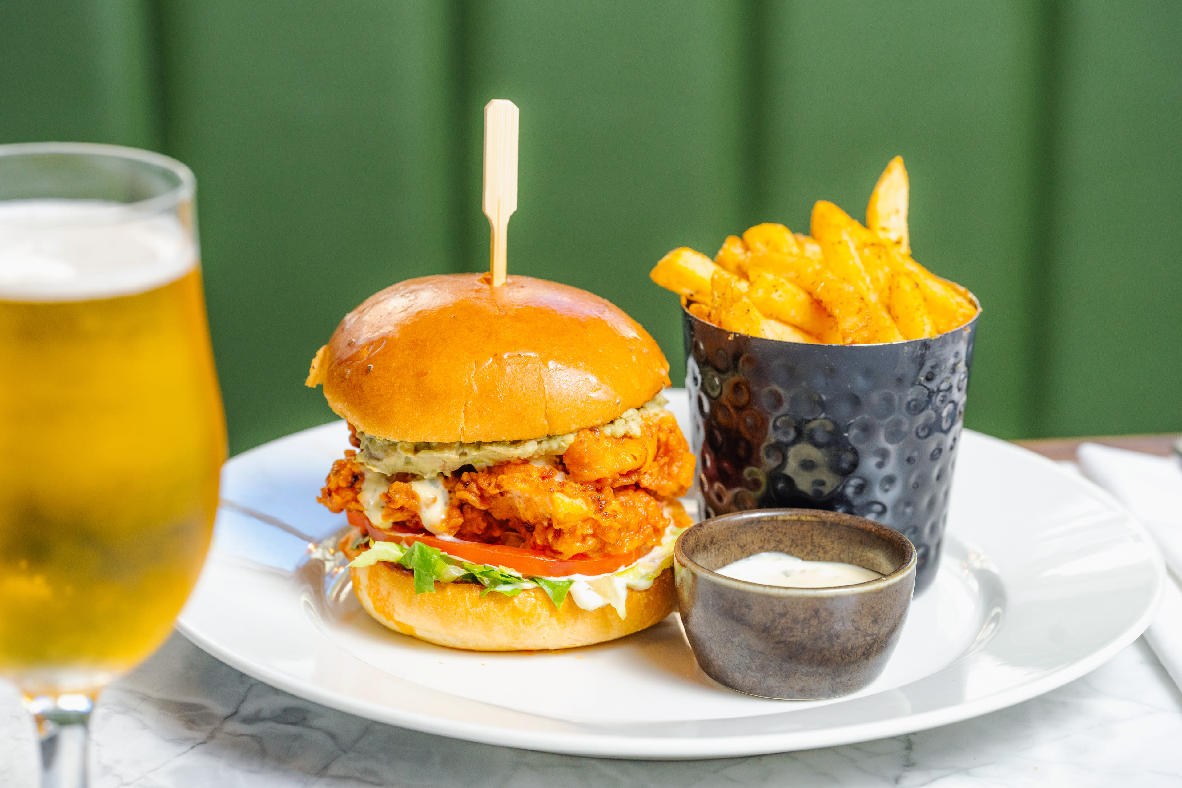 Hyatt Regency London Blackfriars N Yn Lon Buttermilk Chicken Buffalo Burger 02