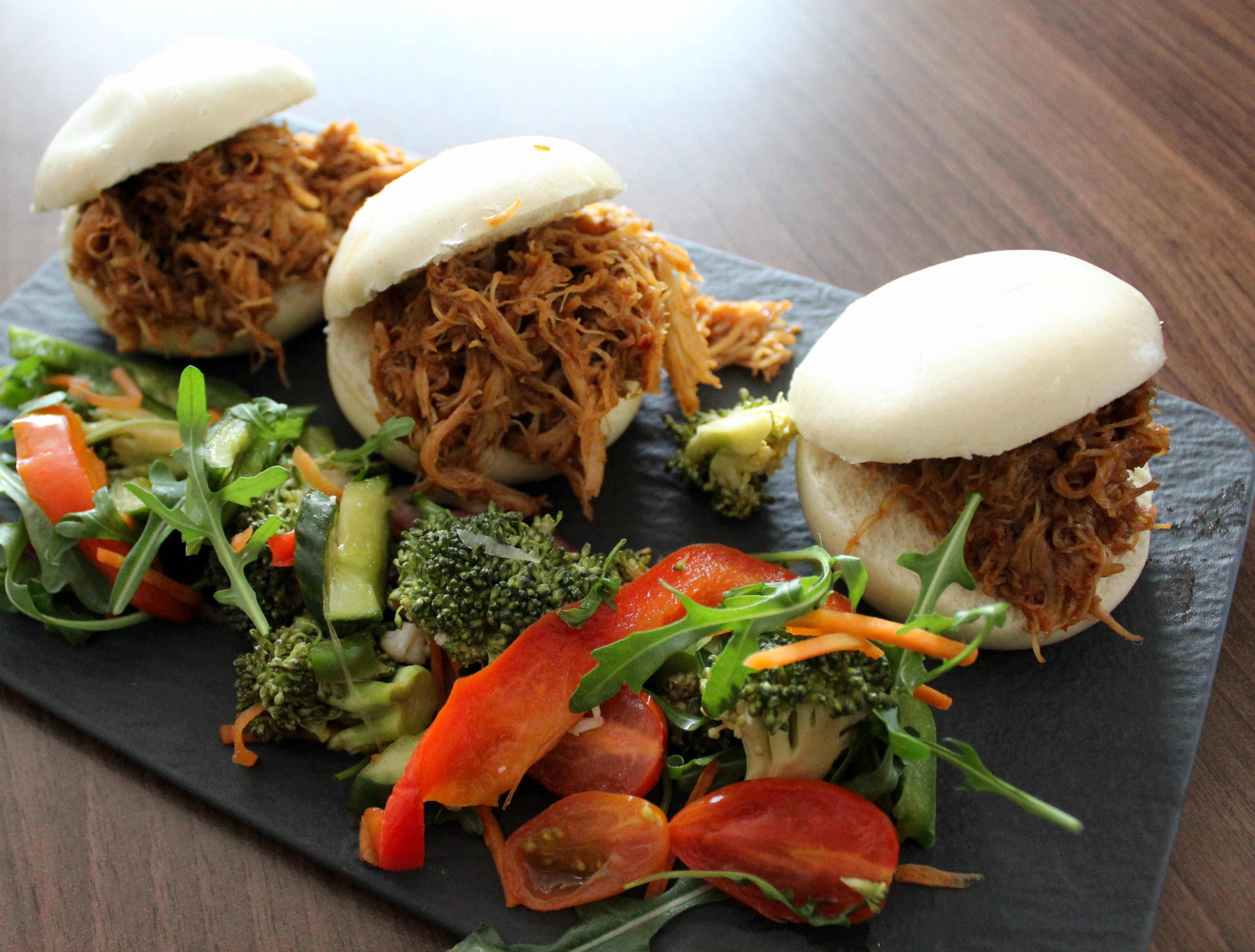 Pulled Bbq Sliders (2)