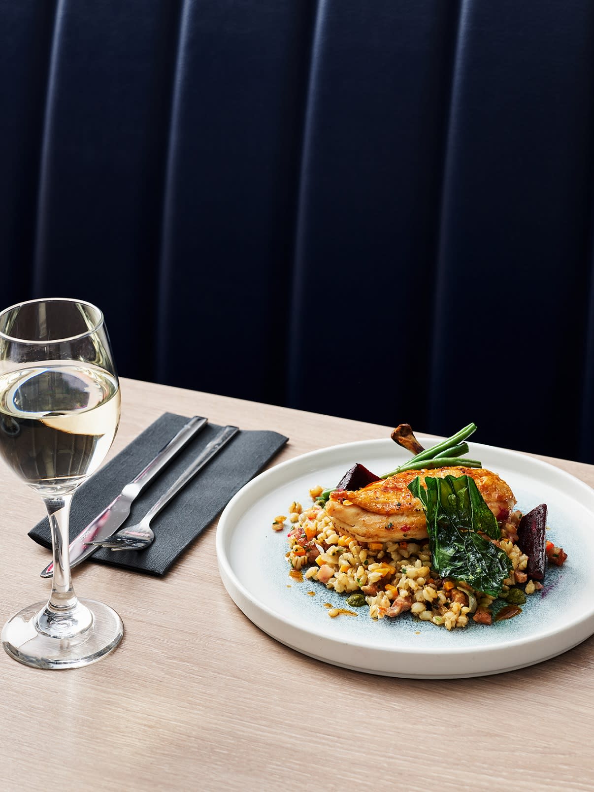 Lhrza Gallery Hyatt Heathrow 22 Food Drink 010