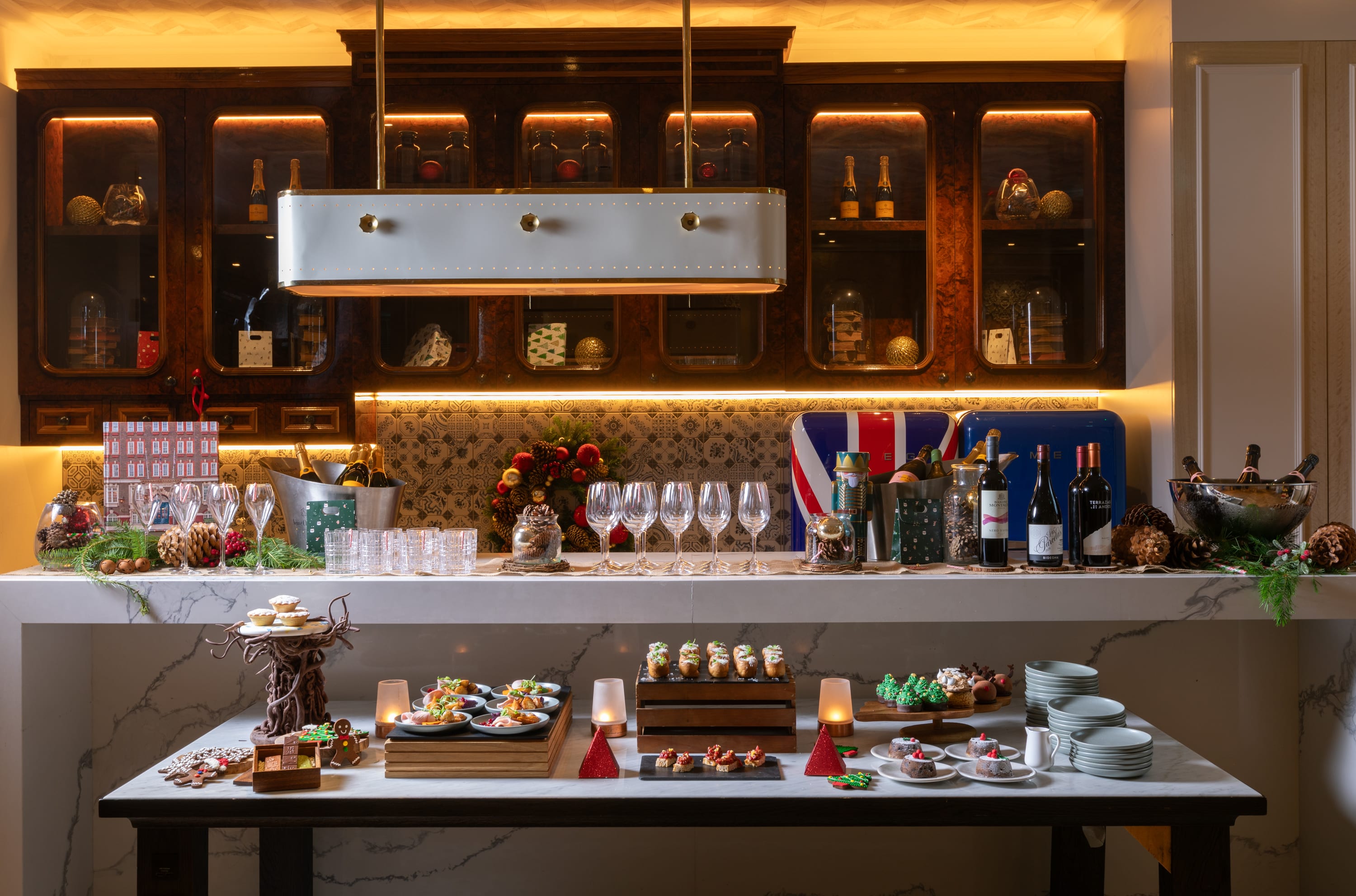 Lhrub P0444 Christmas Bar Setup at Grace and Favour