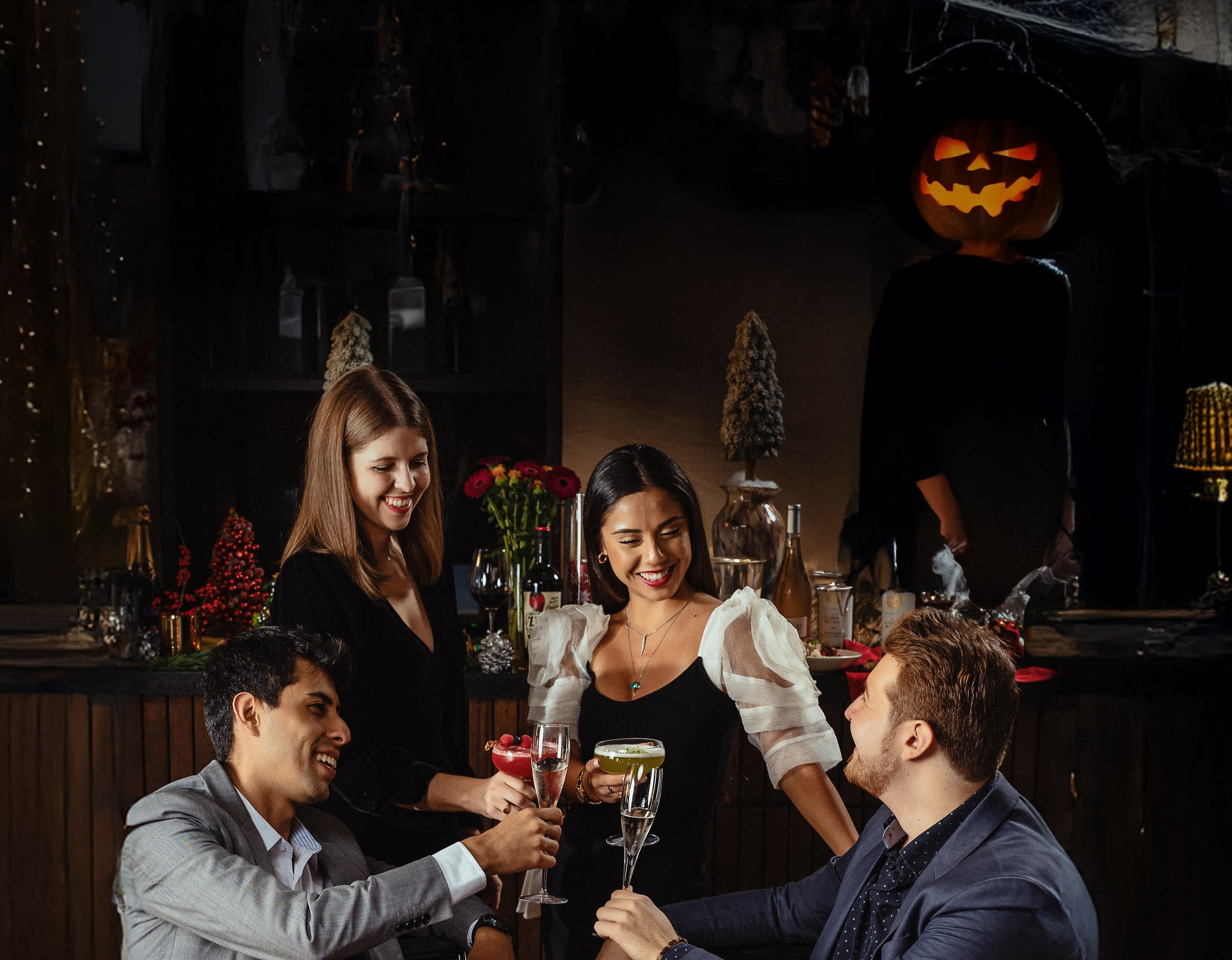 Halloween at the Park   the Cafe