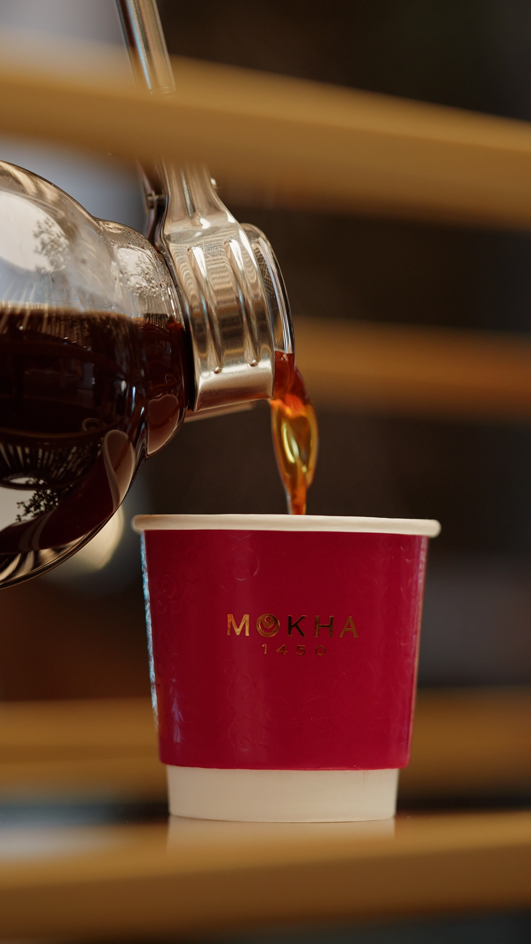 C2696.00 00 14 47.still007