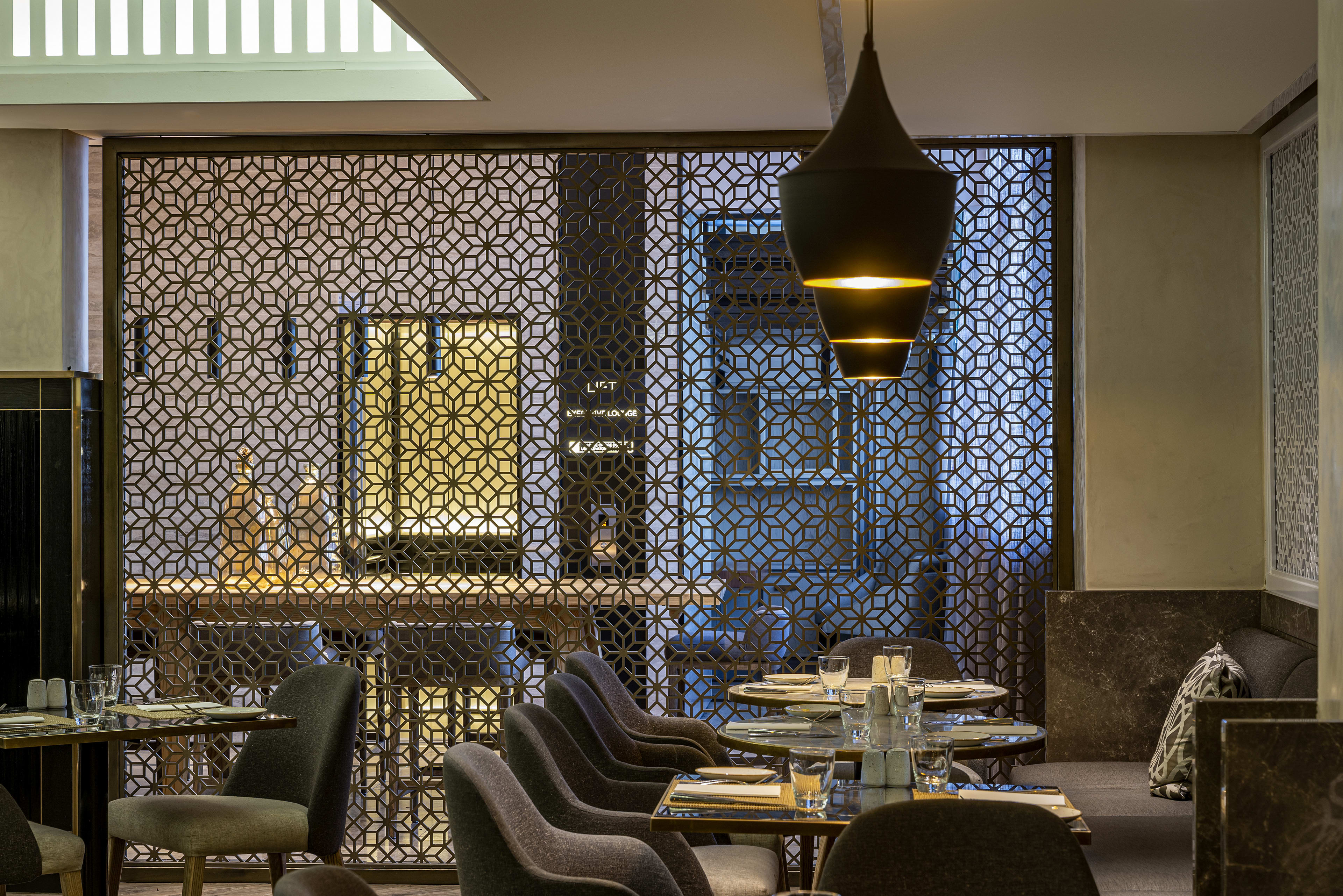 Hyatt Regency Cape Town P087 Cape Kitchen Cafe Seating