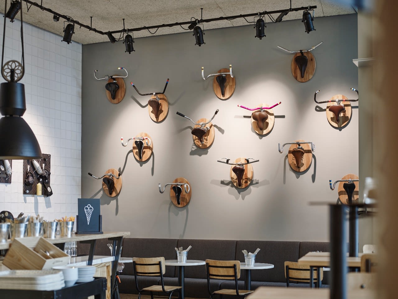 Andaz Vienna Am Belvedere P045 Cyclist Corner 1280x1280