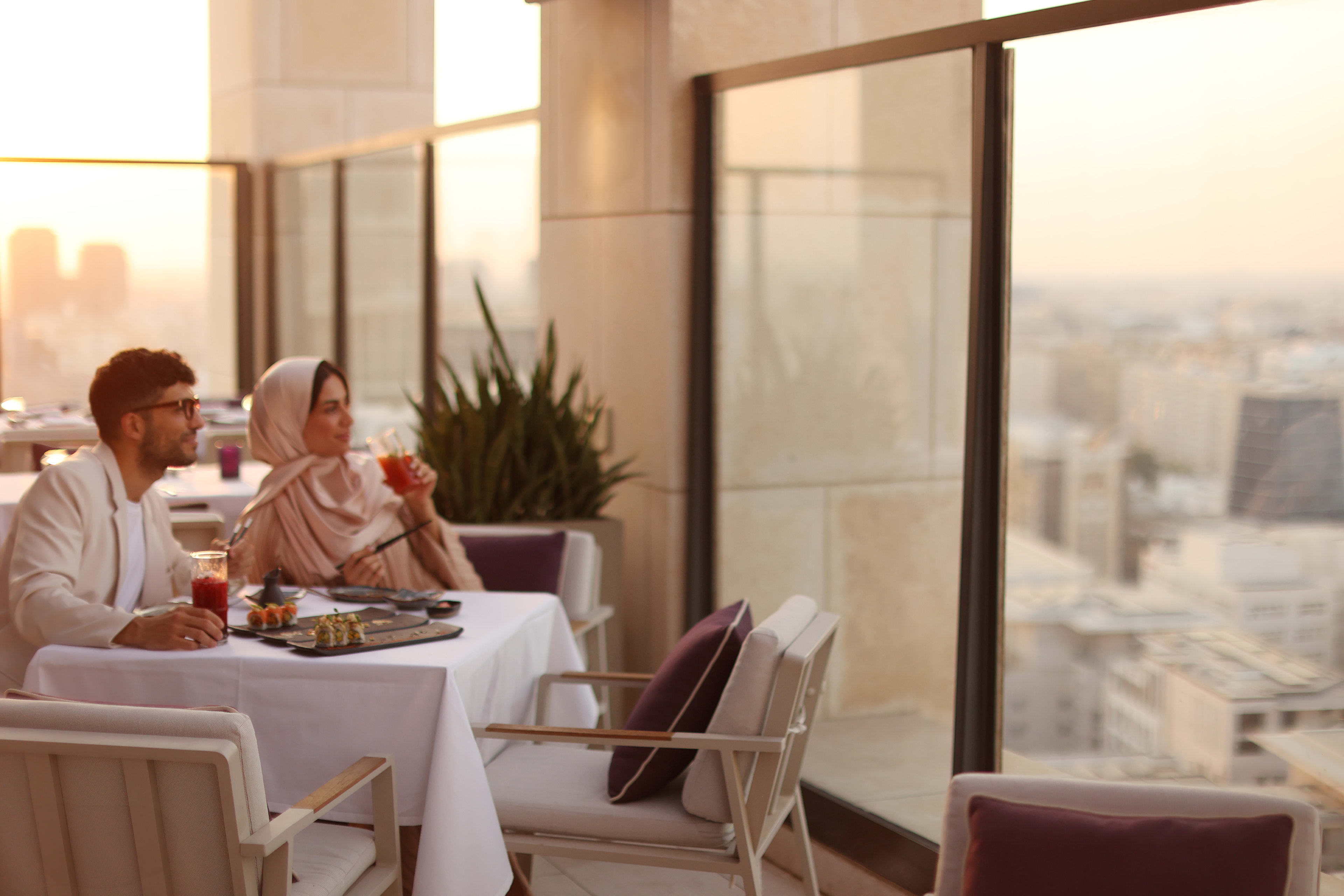 Sora Outdoor Terrace Couple