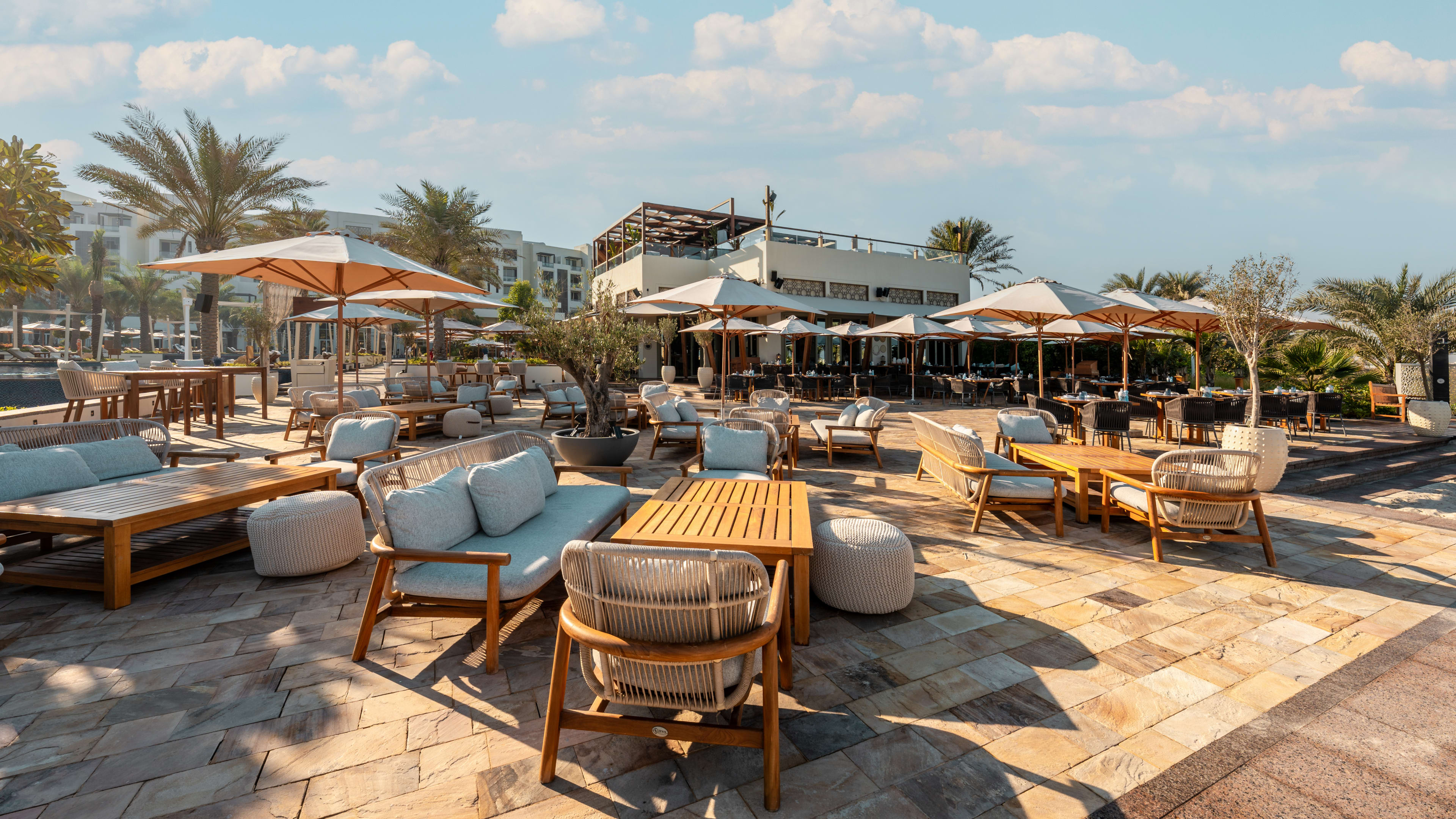 Inhaus.ae Da Beach House 2 (1)