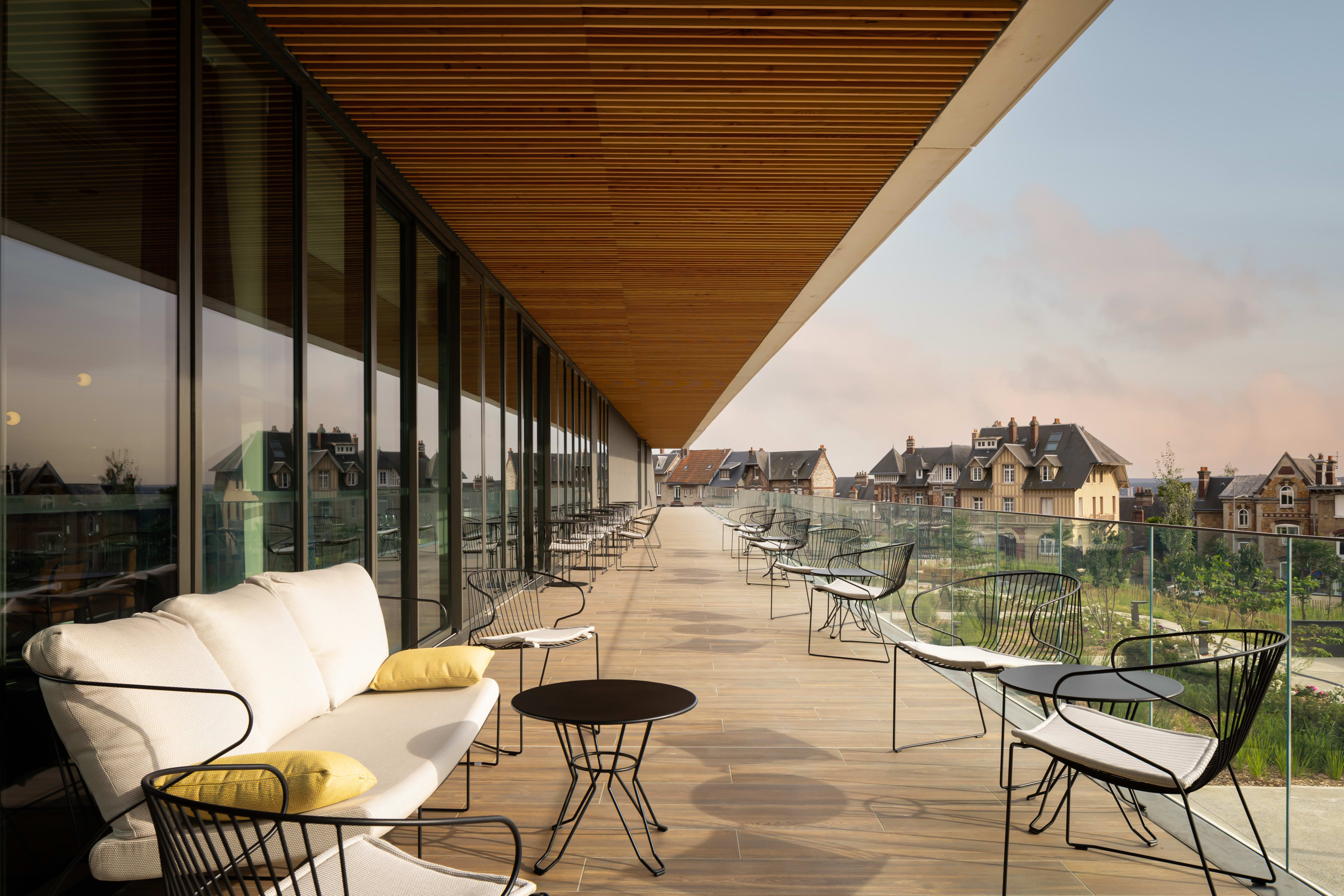 Dolzr Terrace 1