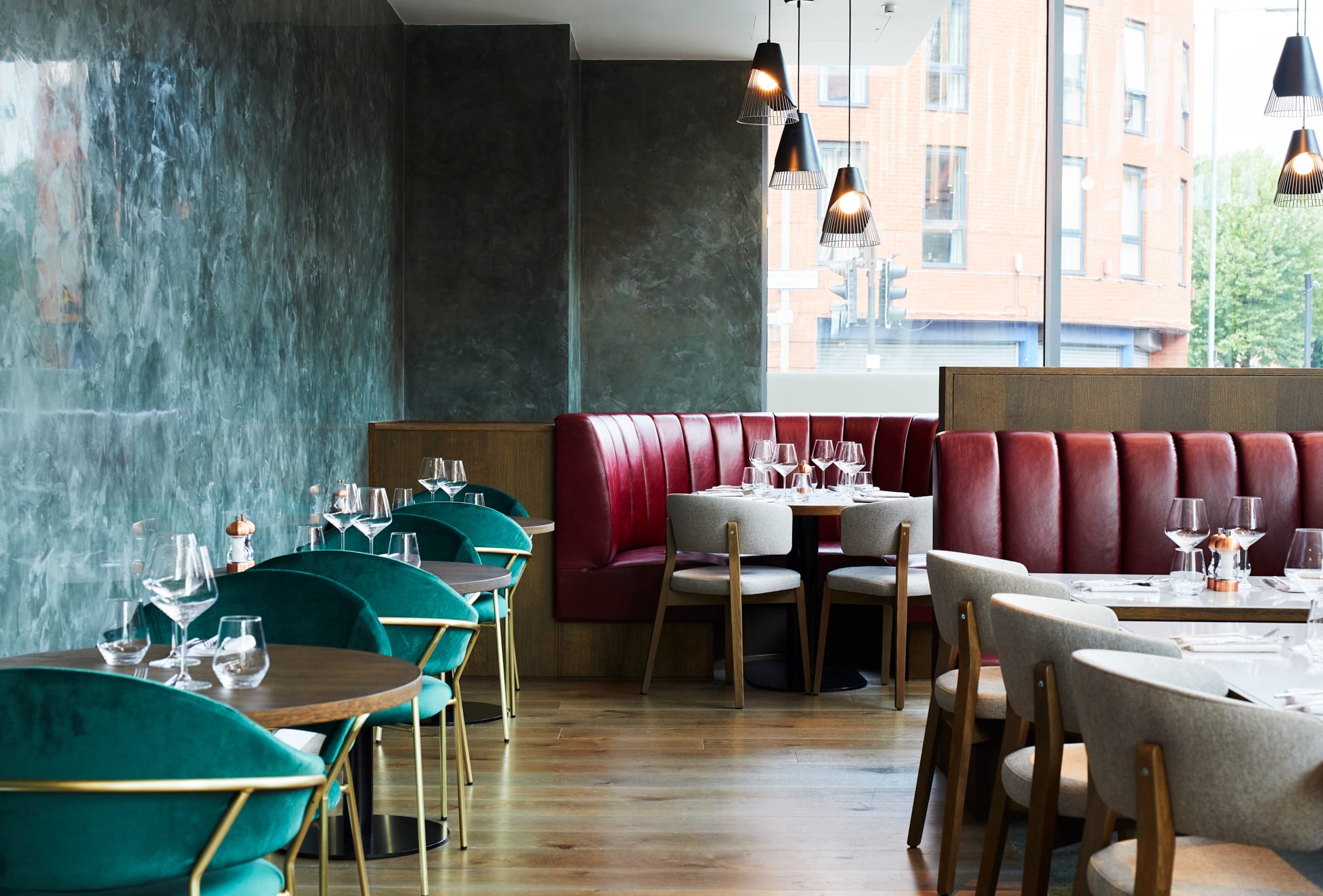 Hyatt Regency Manchester the Laureate Restaurant Booths Landscape
