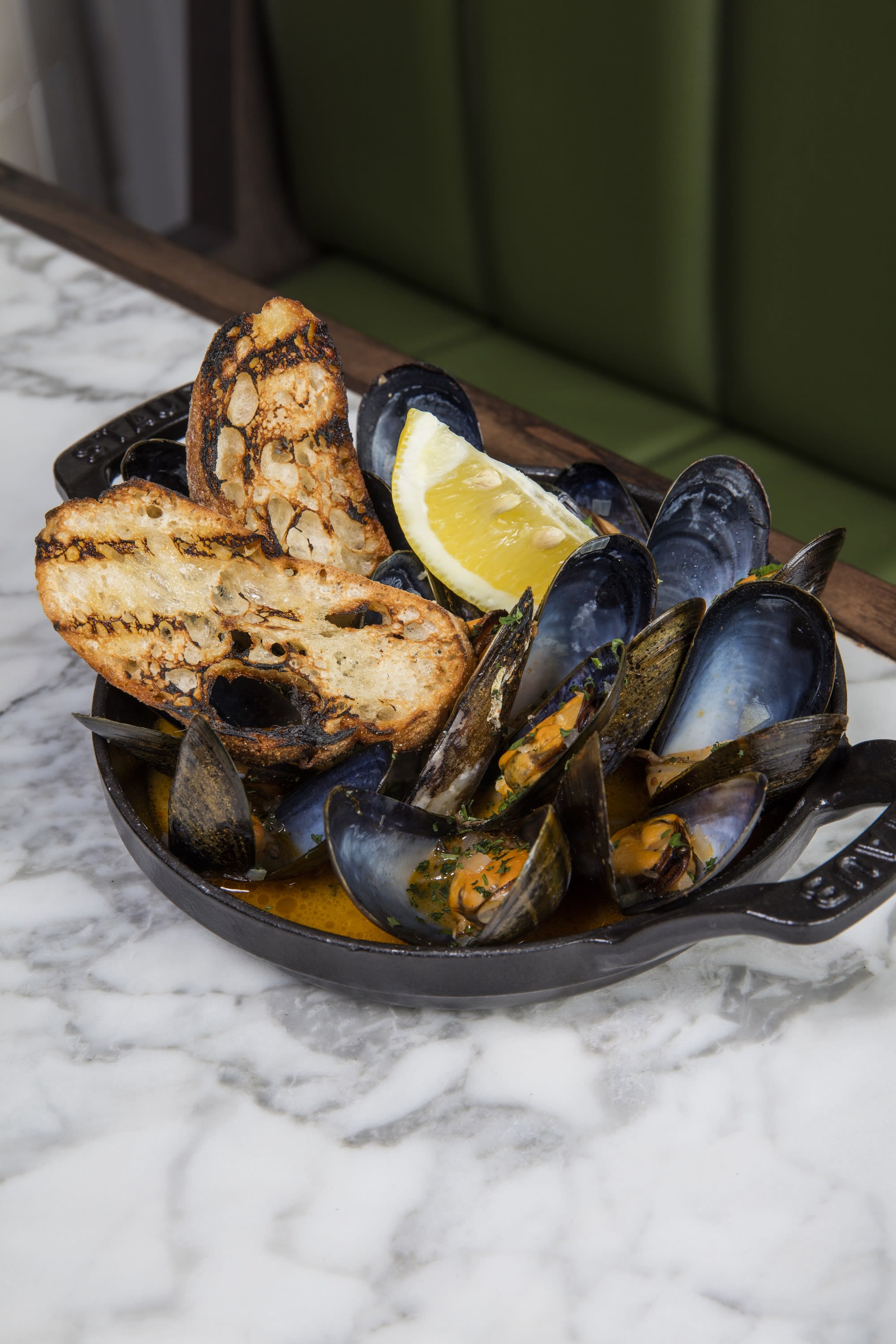 Hyatt Regency London Blackfriars N Yn Lon Moules Frites 04