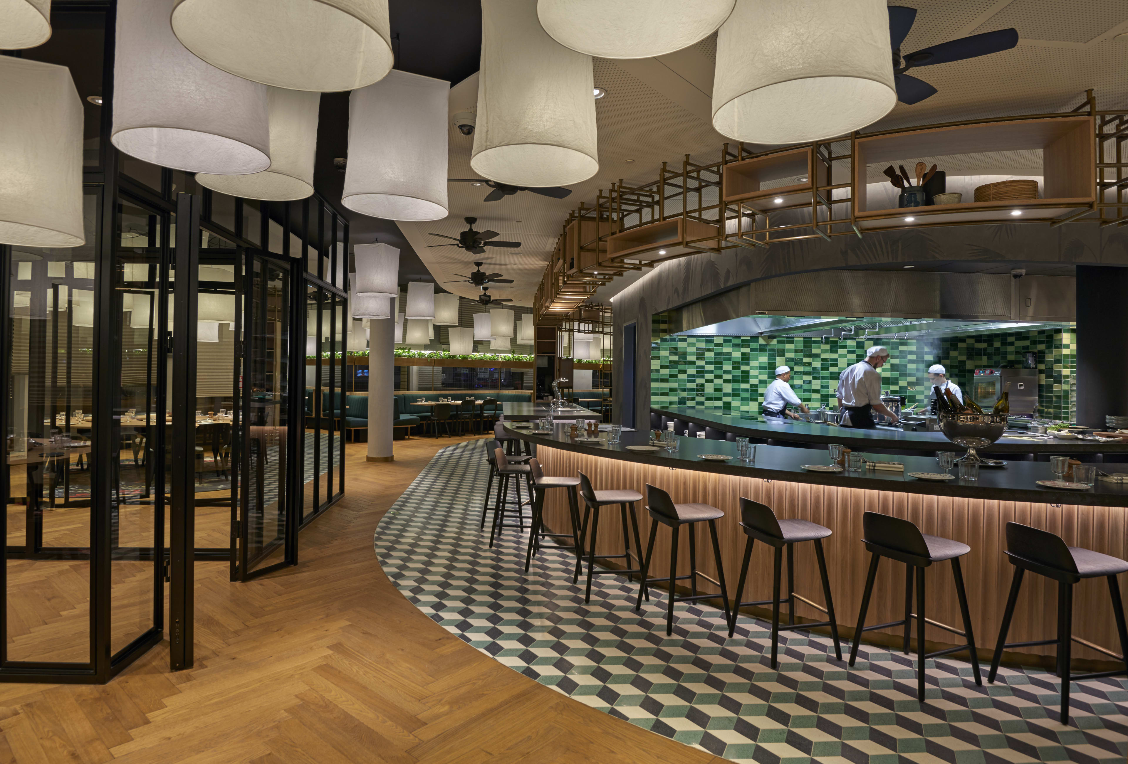 Hyatt Regency Amsterdam Mama Makan Interior