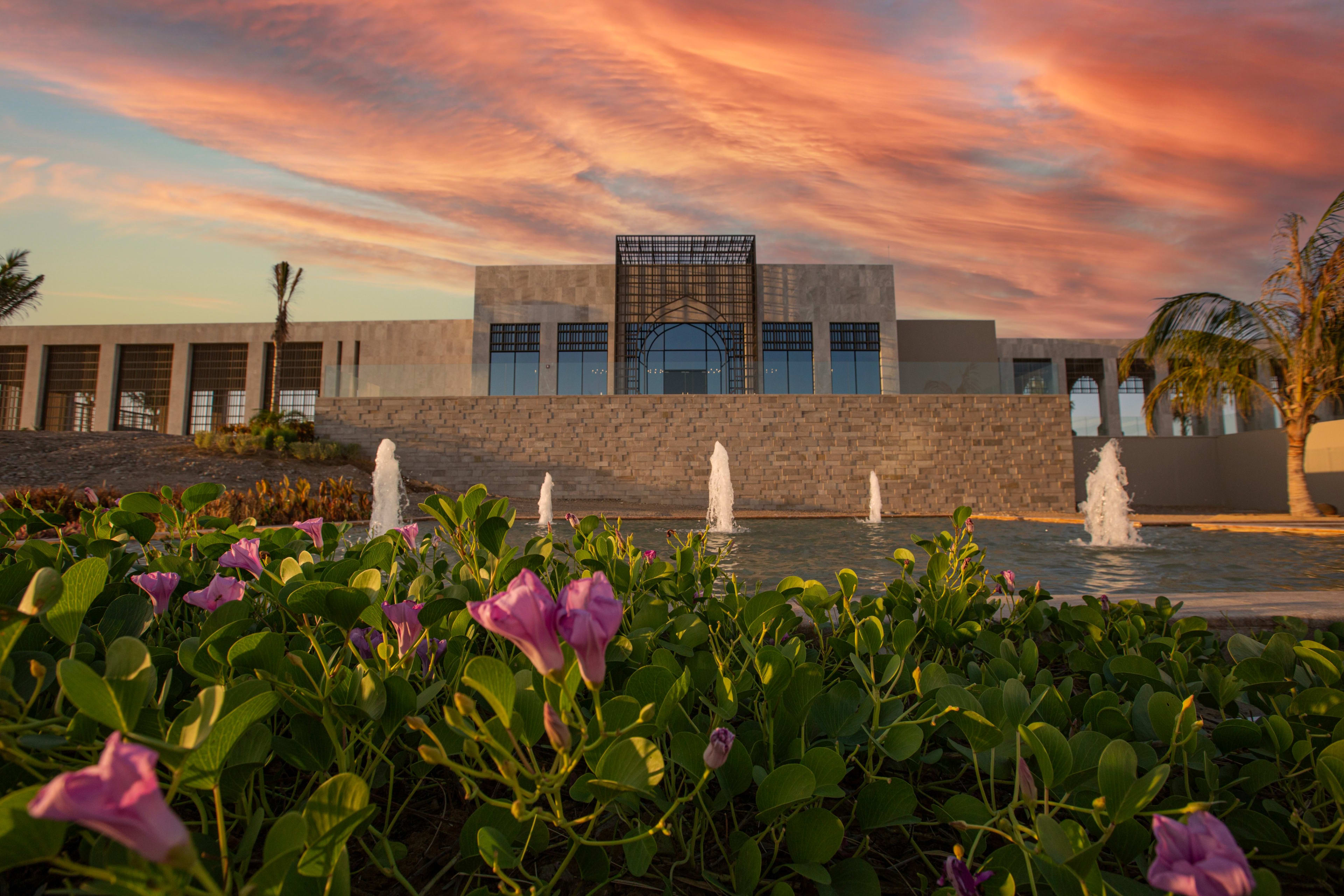 Alila Hinu Bay Lobby Outside