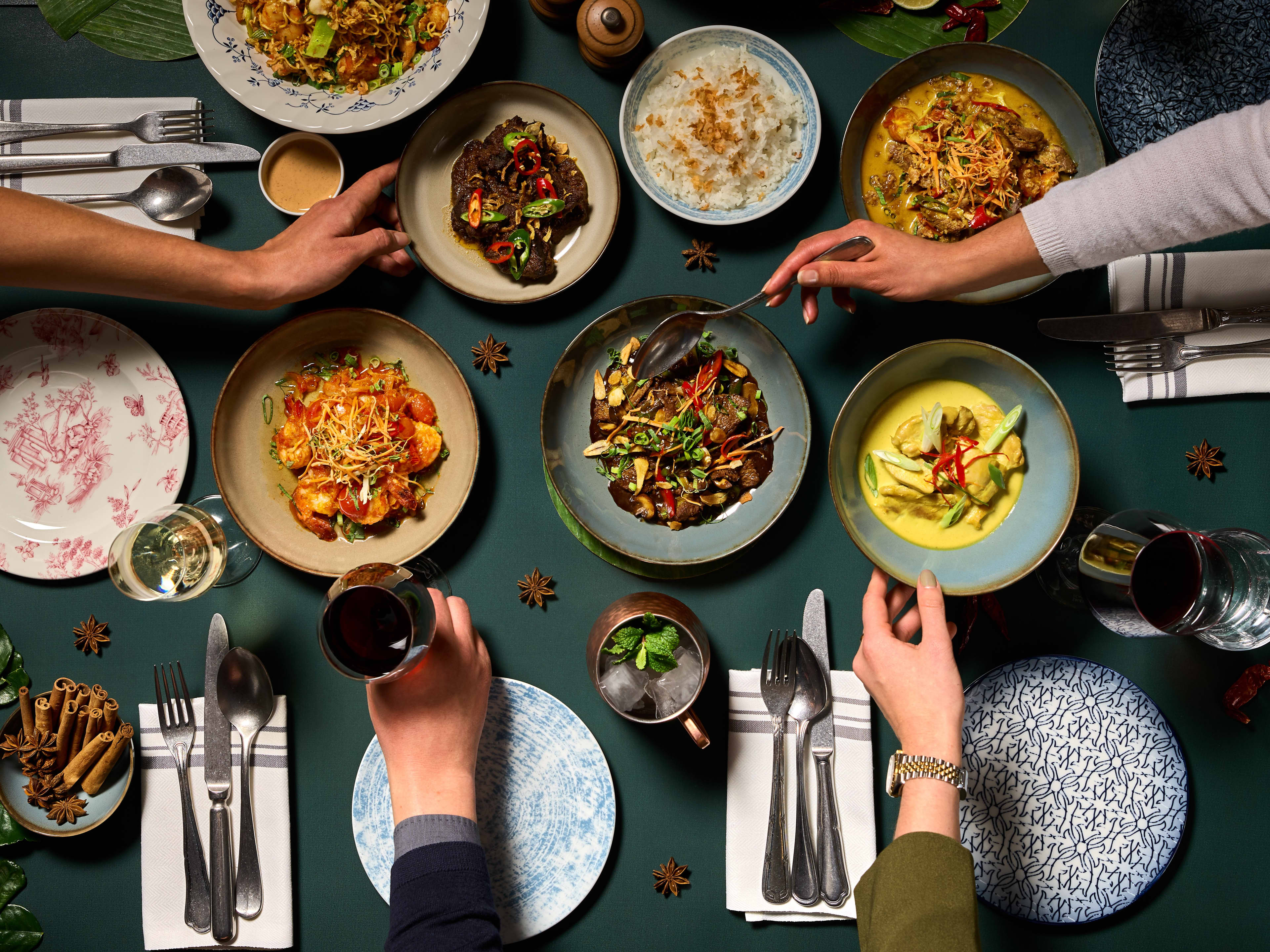 Hyatt Regency Amsterdam Mama Makan Food Sharing