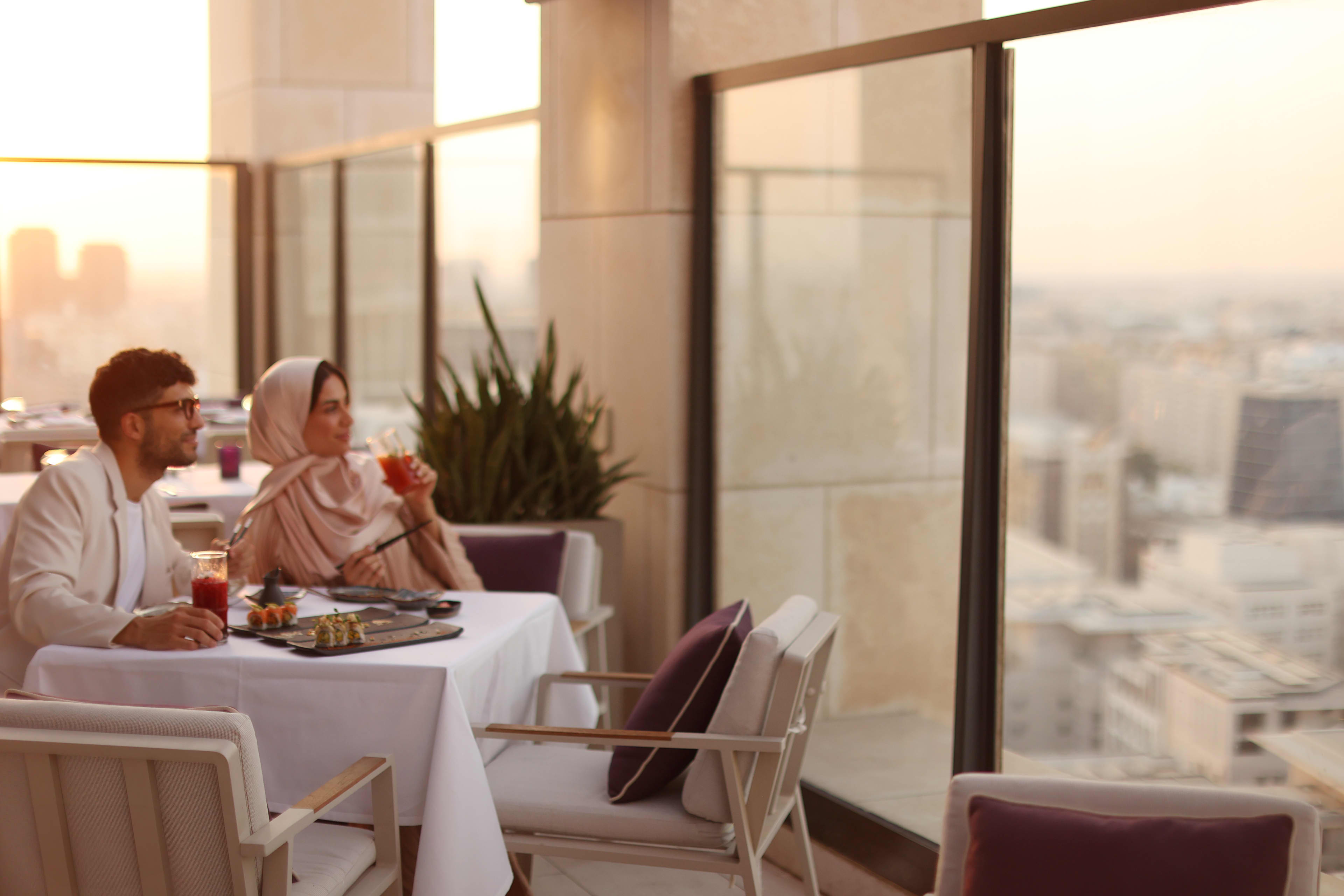 Sora Outdoor Terrace Couple