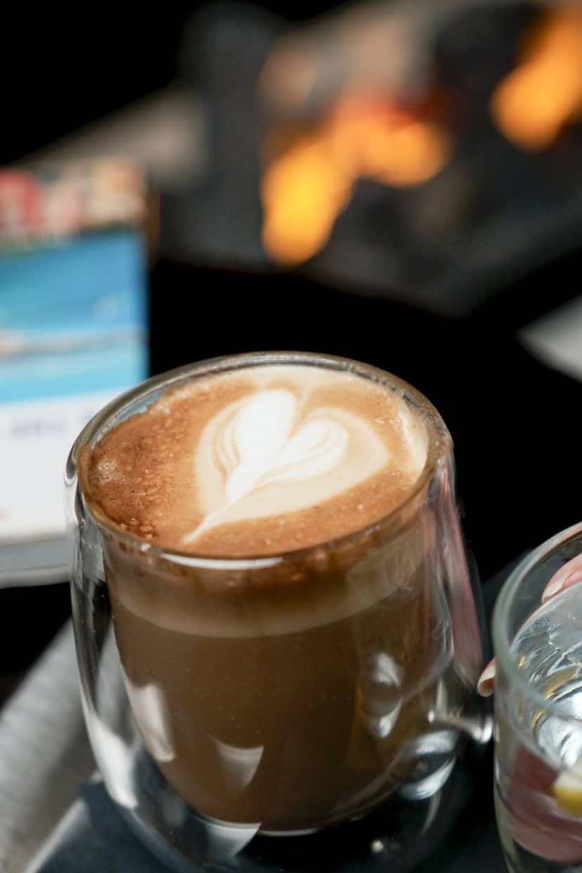 Timeline 3 01 51 45 16