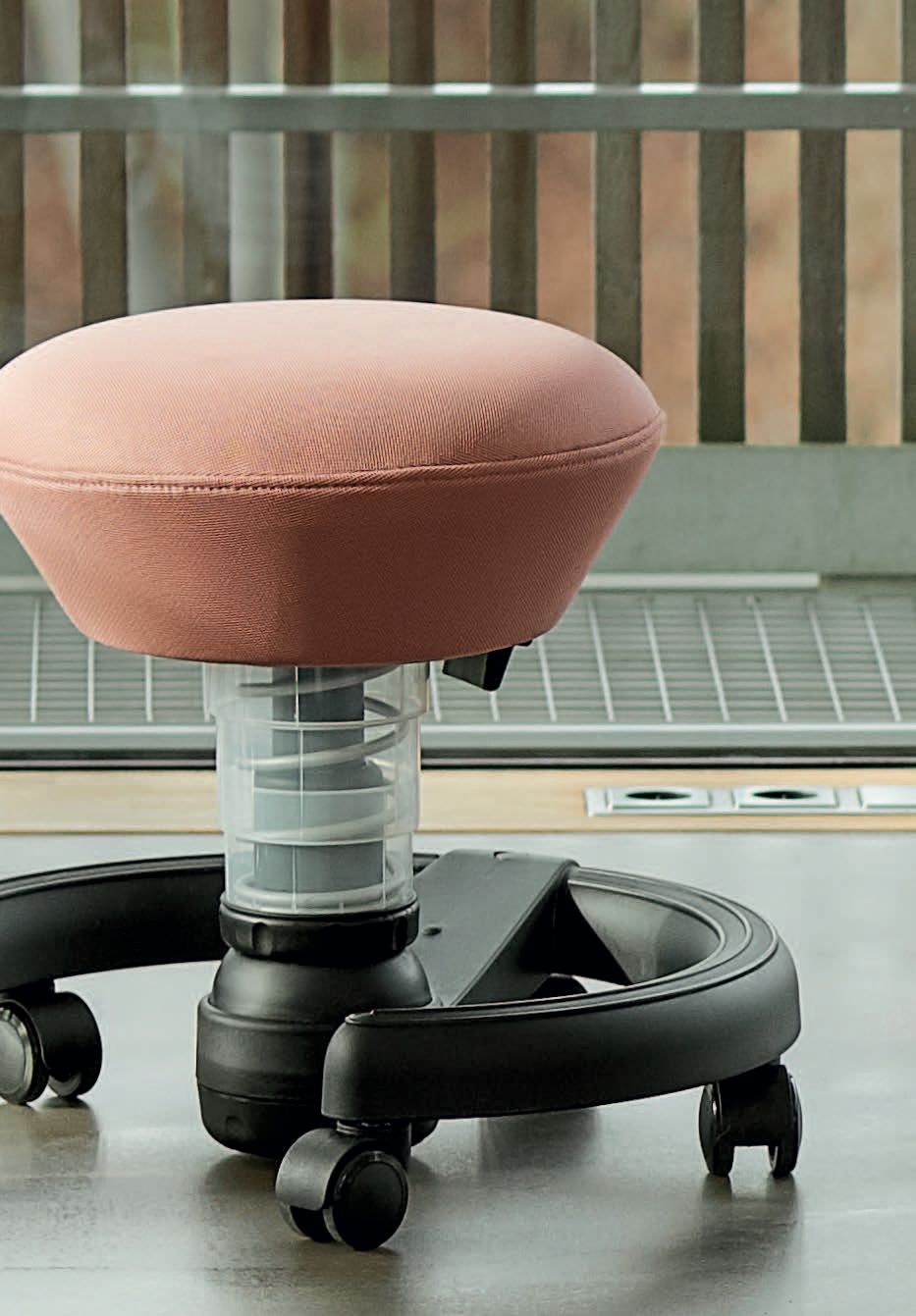 Aeris: home-office chairs by Wekendo