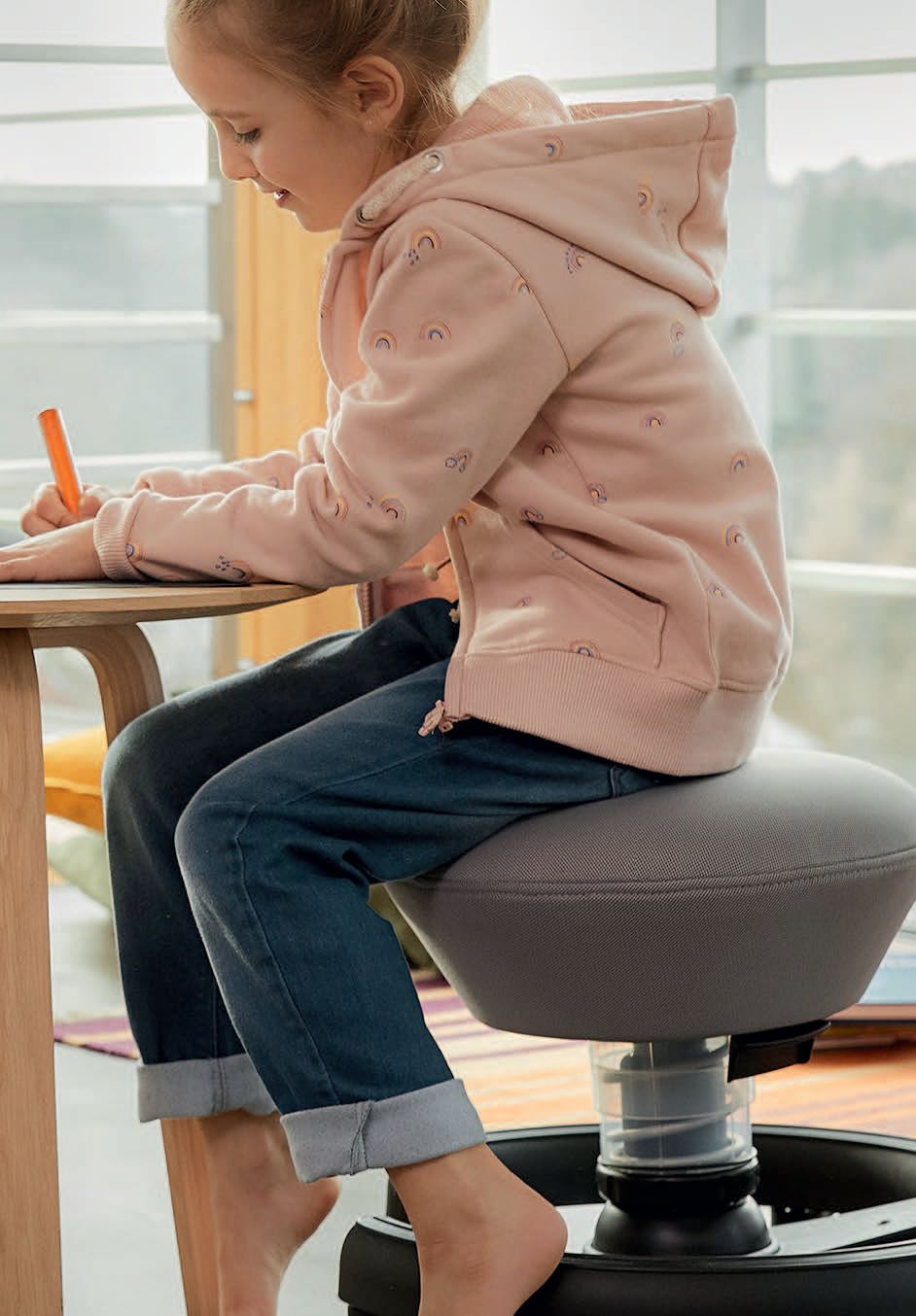 Aeris: home-office chairs by Wekendo