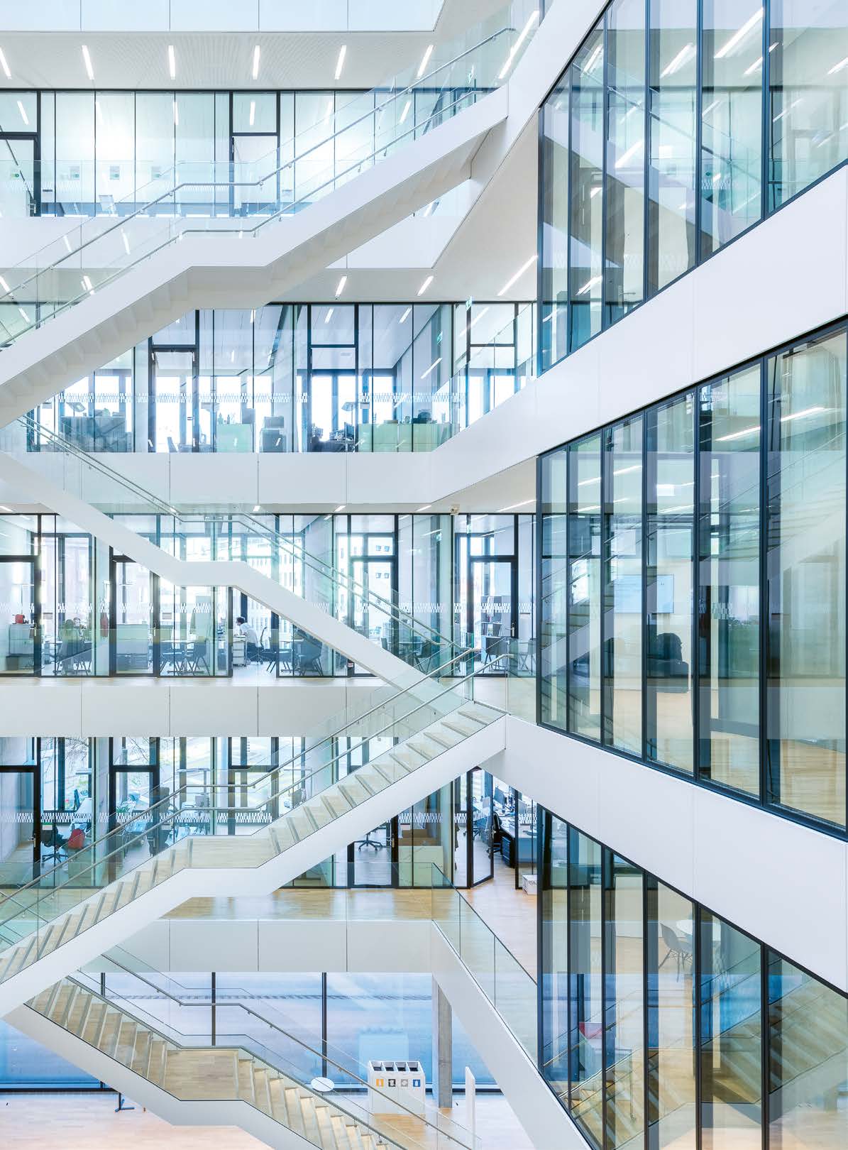 Regent: office lighting by Wekendo