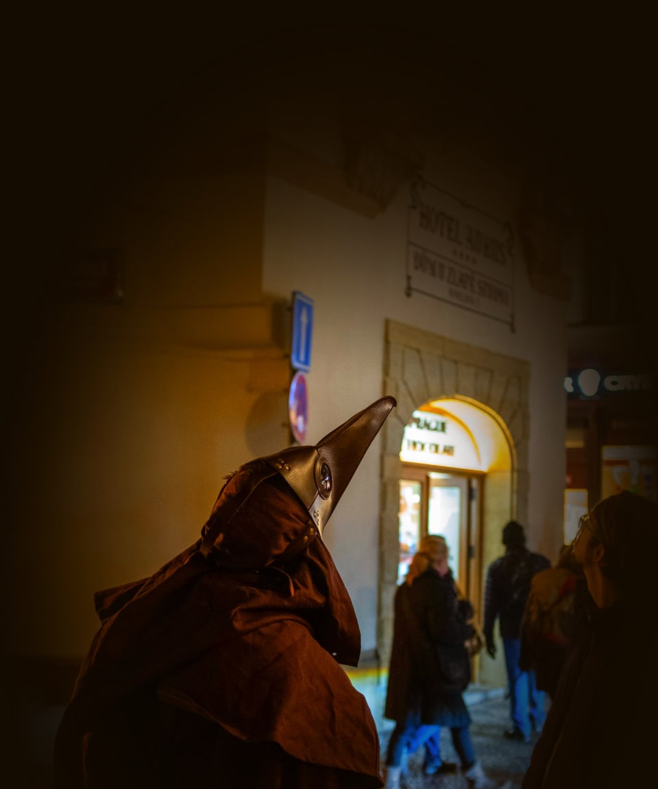 Plague doctor wearing mask in the streets of Prague (small)