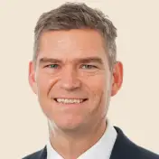 Mr Alexander von Roon