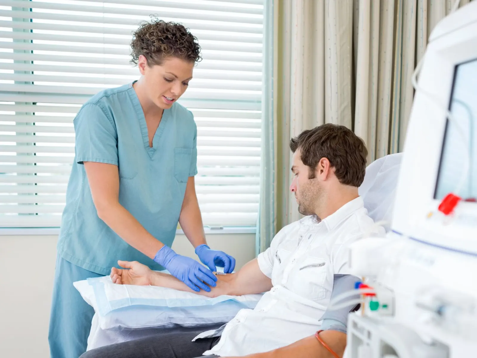 Urology vs Nephrology