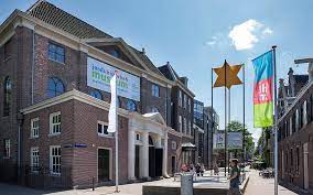 La réouverture du quartier juif d'Amsterdam soulève des inquiétudes - The Times of Israël