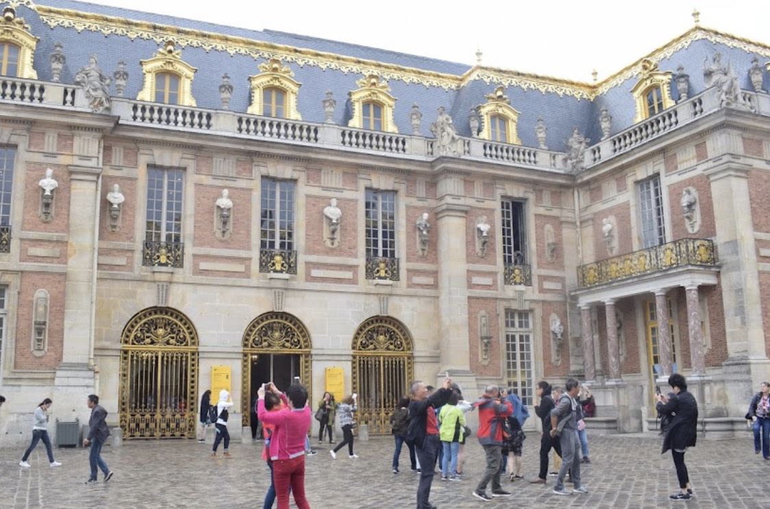 Visite guidée de Versailles (avec jardins) avec guide conférencière (4h