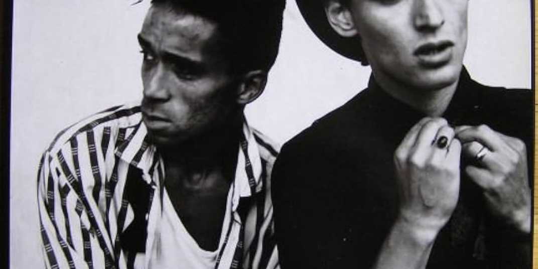 STEVE DIOR BARRY JONES AND LONDON COWBOYS  
          
          
        
