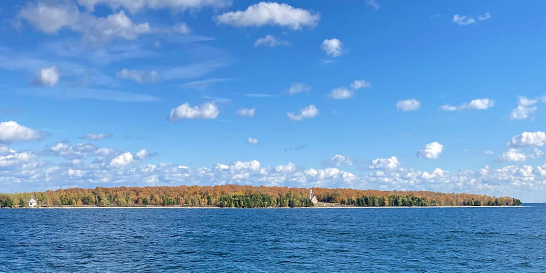 Oddsconsin 44 – Death’s Door Door County evokes images of fall foliage,