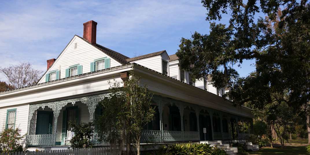 Whispers Between the Oaks at Myrtles planation Cadeau de Lumière –