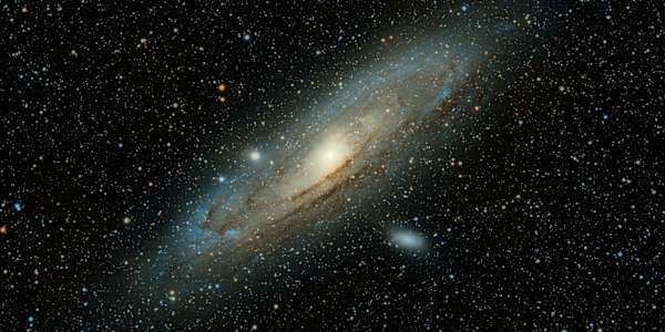 BACK TO ANDROMEDA &nbsp;From the top of an overwhelmingrooftop of