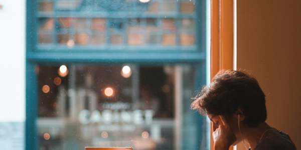 How to Focus Better When You Study — Without Forcing Yourself to Sit Still