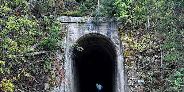 Tunnels, Trestles, and Time Conditions: terrible. Setting: