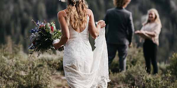 Art in Bloom - Lake Tahoe Wedding Floral Designer Website: