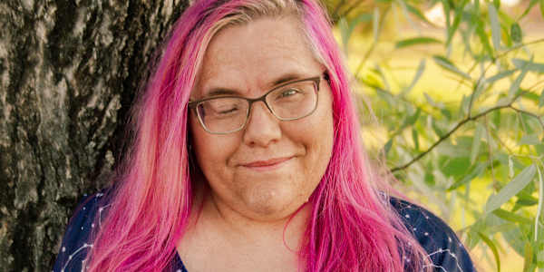 Kendra Interviews...Trisha Thacker! Hey hey, troublemakers—Kendra here.You