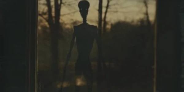 The Window Weaver: A Forgotten Urban Legend or Something More? In the dark
