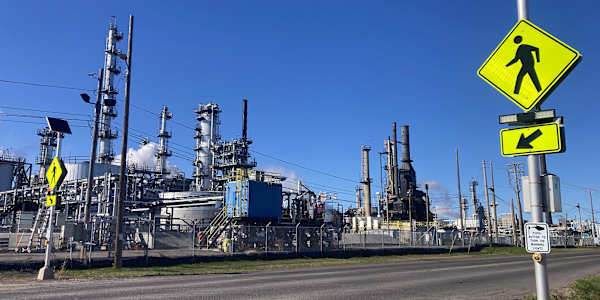 Oddsconsin 22 – Superior Oil Refinery Explosion Wisconsin’s only oil