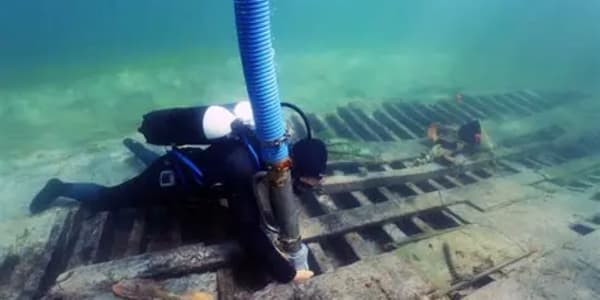 Ancient Roman Shipwreck Discovered Off the Coast of Italy &nbsp;Italian