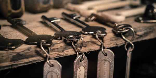 Four Keys Four Keys is a retold fairytale based on Jay Williams’s
