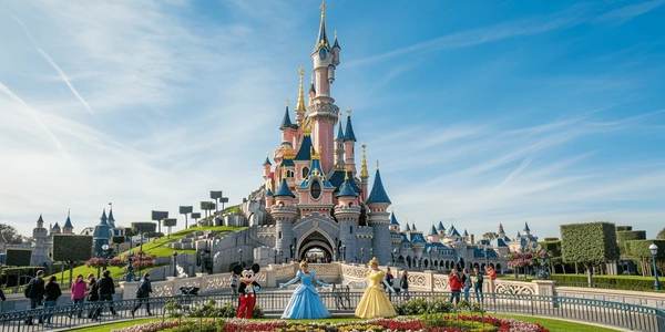 Disney to roll out facial recognition technology at Disneyland Resort The