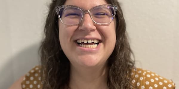 Author Spotlight: Sophie Bernbaum - From Stand-Up Comedy to Young Adult