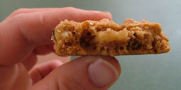 Desserts | Cookies | Flourless Peanut Butter-Chocolate Chunk Cookies by